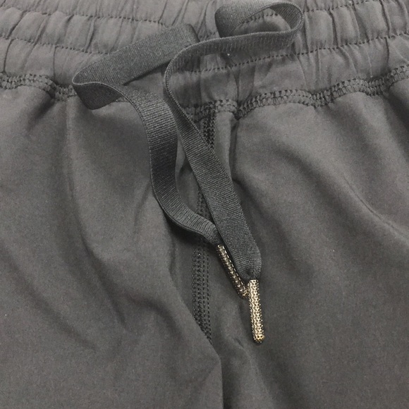 Lululemon Hot To Street Short Black - Picture 2 of 11